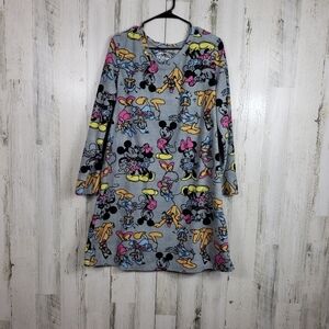 3/$15 Womans Disney night gown, mini mouse, pluto, daffy and daisy duck size XL